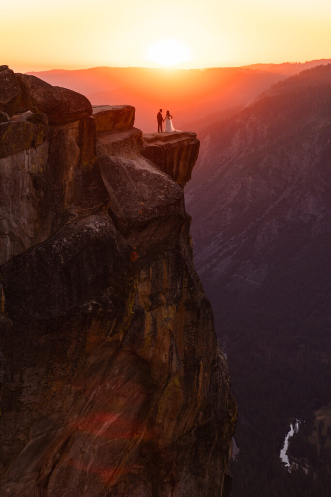 Yosemite elopement at Taft Point