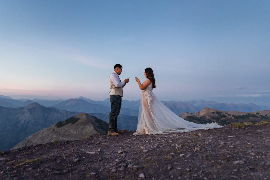 elopement vows in crested butte