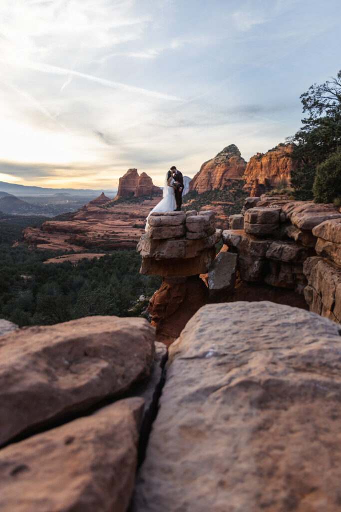 sedona elopement merry go round rock